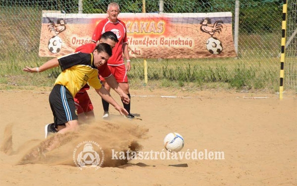 Tolna megyéből Dombóvár szerepelt a legjobban a Tűzkakas Országos Strandfoci Bajnokságon