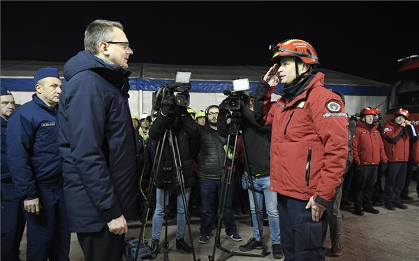 Elindult a Hunor mentőszervezet csapata Törökországba