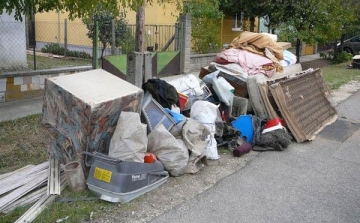 Őszi lomtalanítási akció Dombóváron